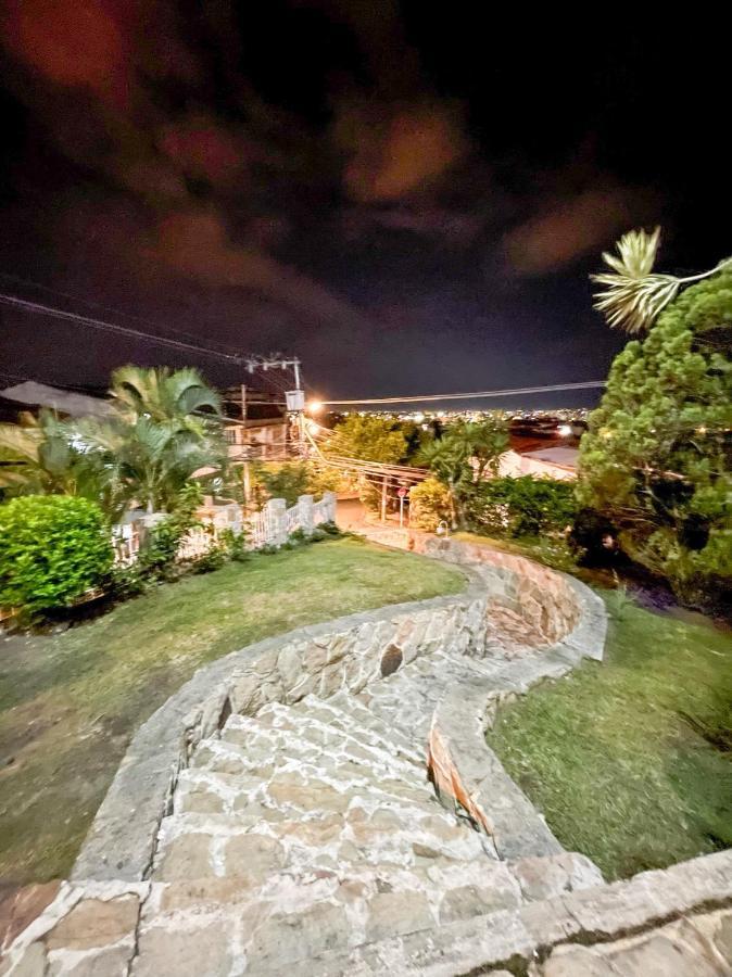 La Palmera Hostel Cali Exteriér fotografie